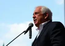 Lula critica ajustes fiscais
