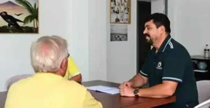 reunião com Eduardo Valentim